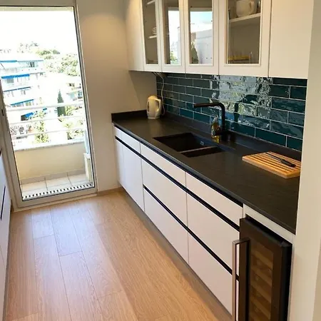 Toppleilighet - 150m Fra Havet - Nyoppusset I 2020 Apartman Antibes