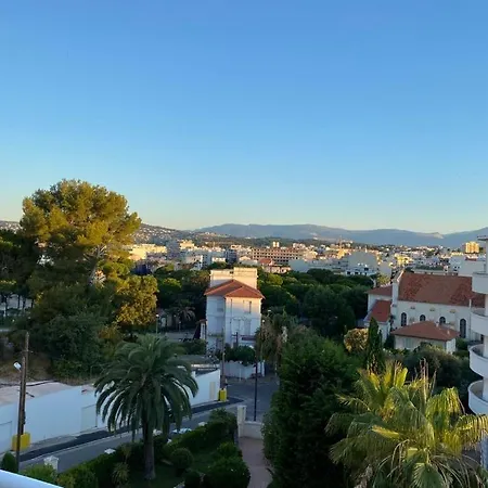 Toppleilighet - 150m Fra Havet - Nyoppusset I 2020 Apartman Antibes